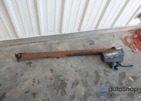 2003 Mercury Grand Marquis Ls from USA, damaged, VIN 2MEFM75W43X659224